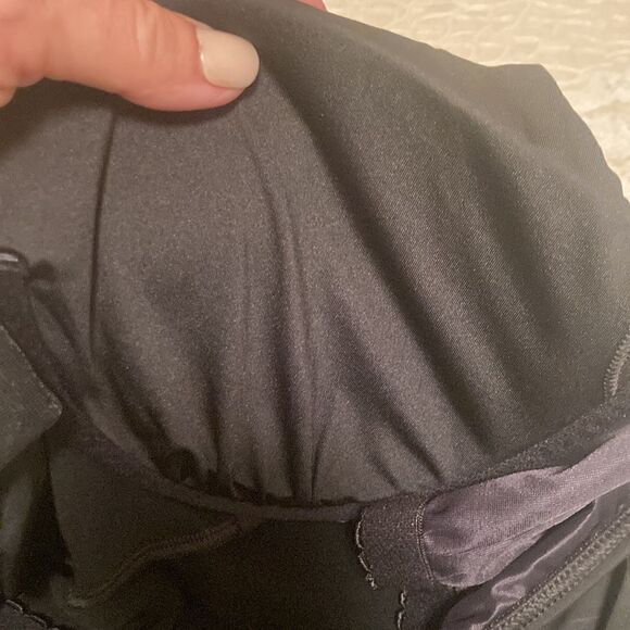 Land’s End Plus standard Tummy Control Square Neck Land’s underwire tankini top - Picture 10 of 13